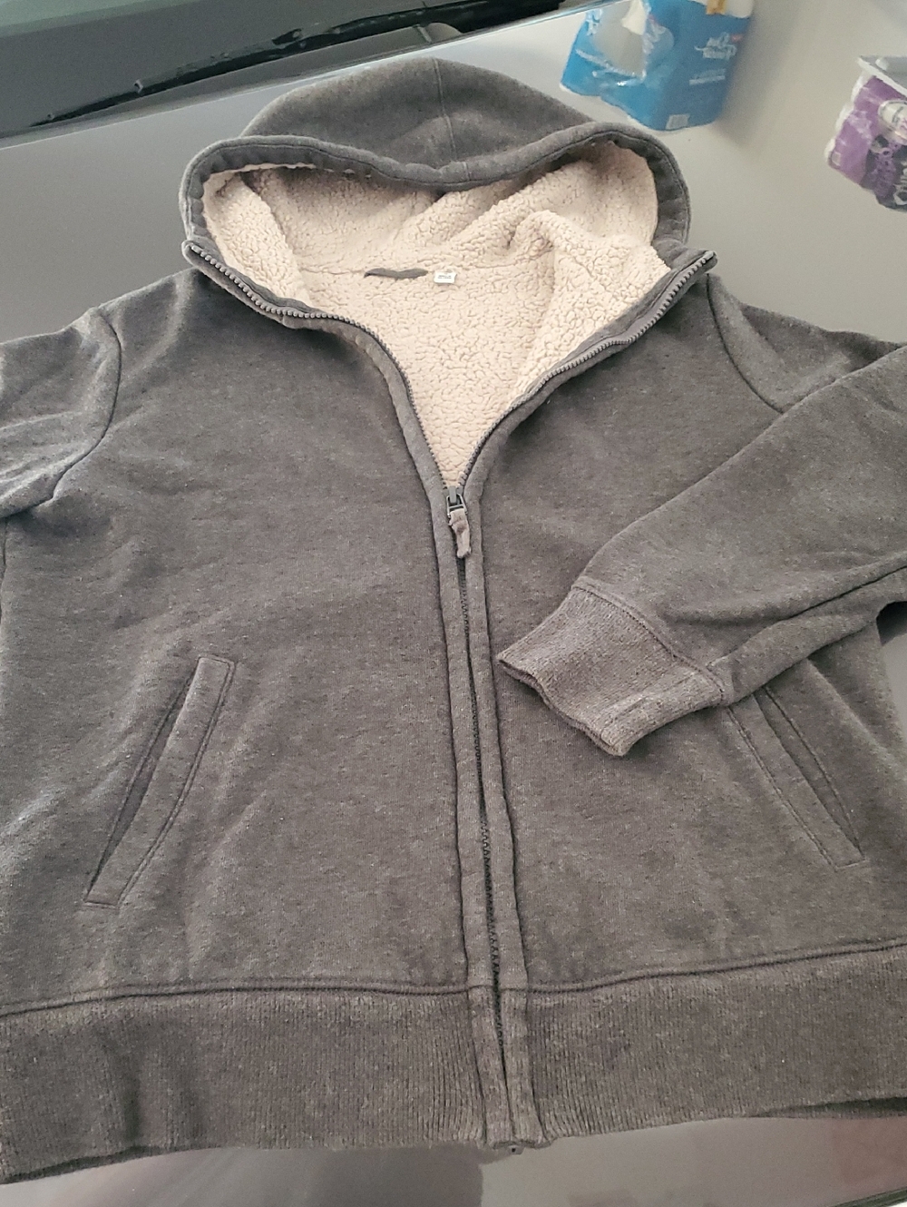 Uniqlo Cream Sherpa Fleece Hoodie with Gray Drawstring